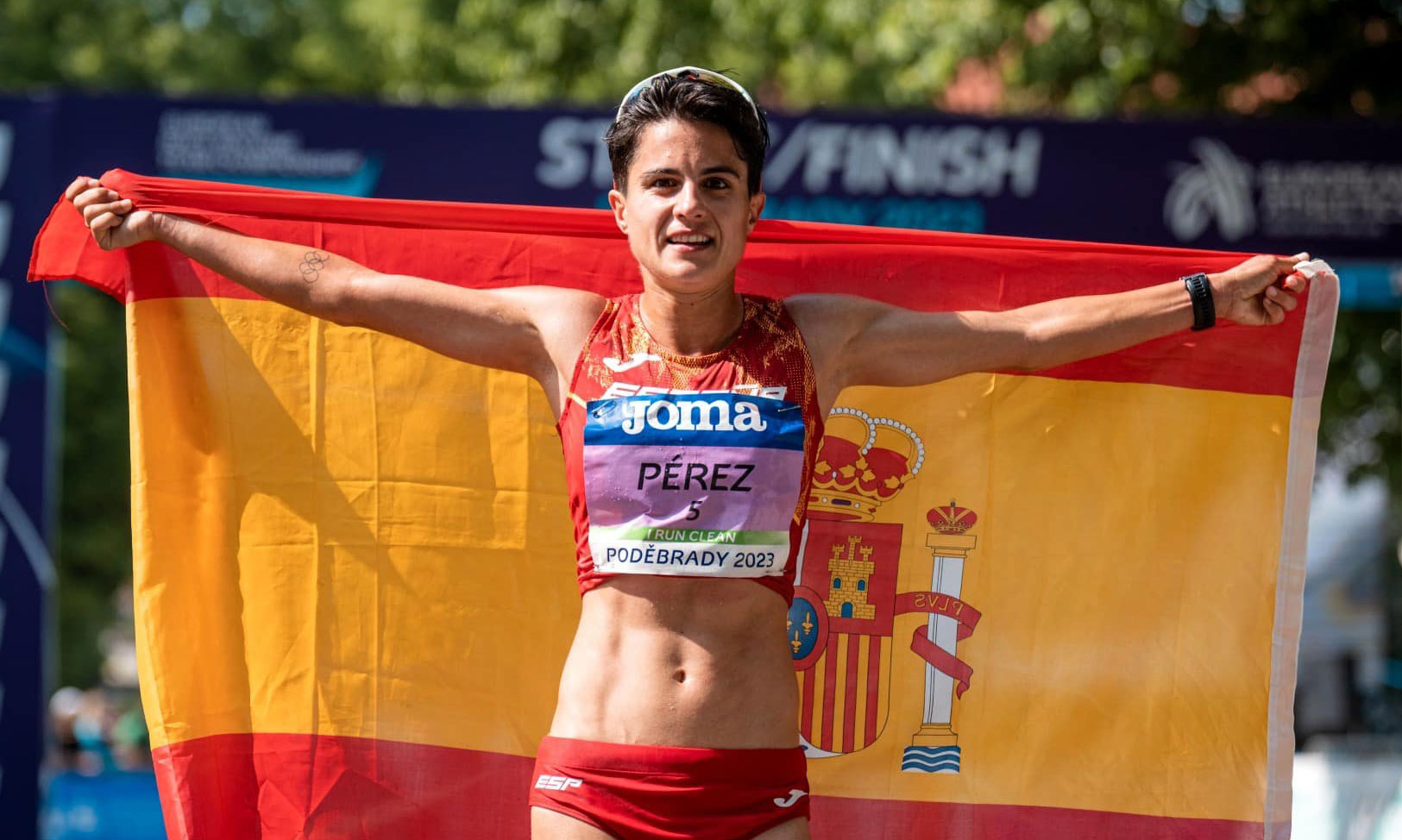 Maria Perez crowned as the world record holder for 35K