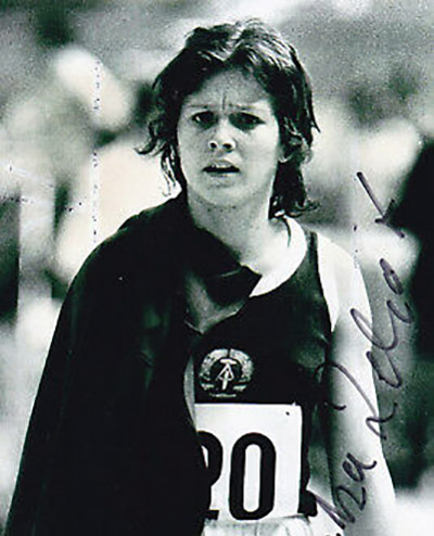 Monika Zehrt