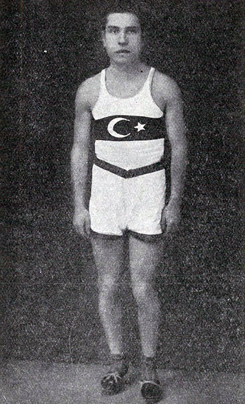 Hakki Süslüay