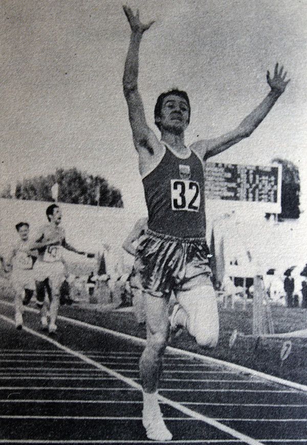 Atanas Atanasov (1945)